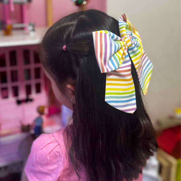 Bow María - Rainbow Stripes
